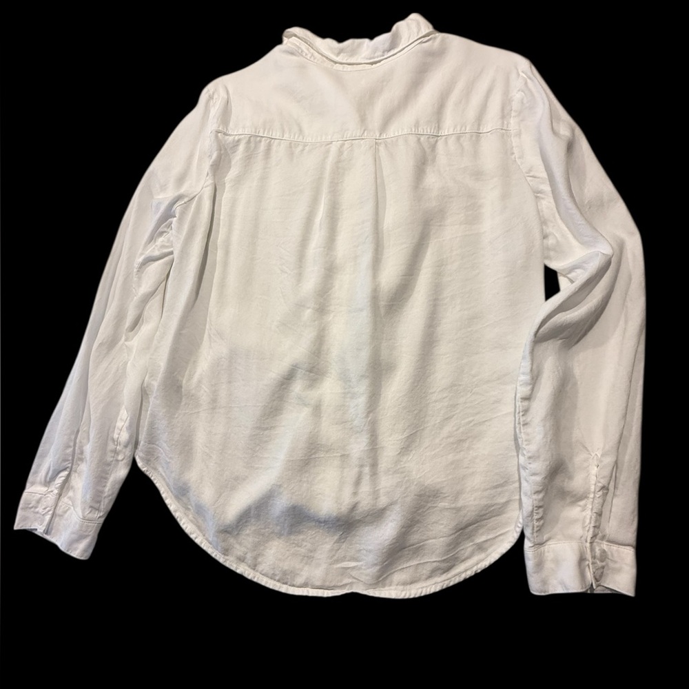 Anthropologie Cloth & Stone Classic White Button-Up Top with a Sheered front - Picture 12 of 12
